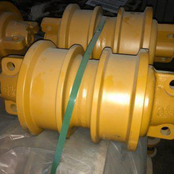 Каток двубортный Caterpillar D6R 1205766